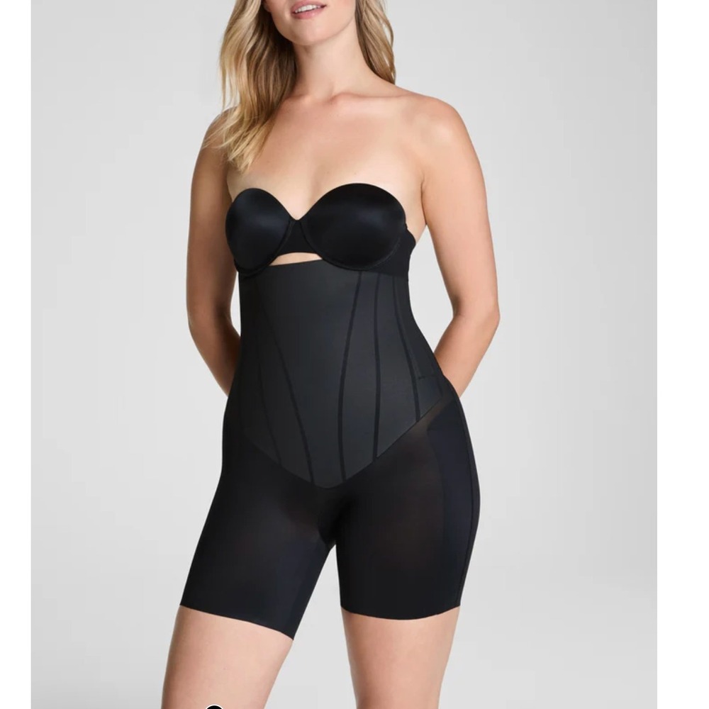 Spanx Shapewear Women 1X Superscultp TotalContour Mid Thigh Short
